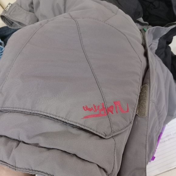 Boys quiksilver hooded jacket size small - Picture 5 of 6